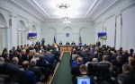 Президент: Кожен, хто законно розмитнює авто на «євробляхах», підтримує українських пенсіонерів