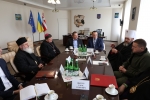 Комендантська година у Великодню ніч залишається незміною. Вона триватиме з 00:00 год. до 05:00 год.