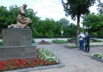 Біля пам’ятника Невідомому солдату вшанували пам&#039;ять загиблих у Другій світовій війні